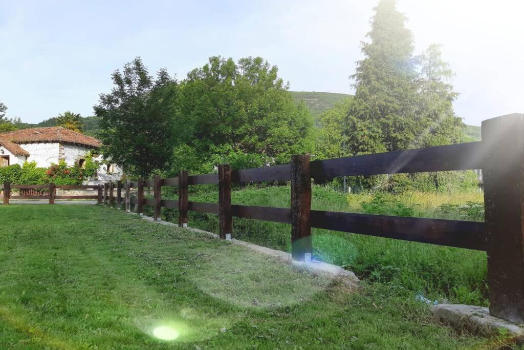 La Granjita Del Rio Villa Nava de Ordunte Buitenkant foto